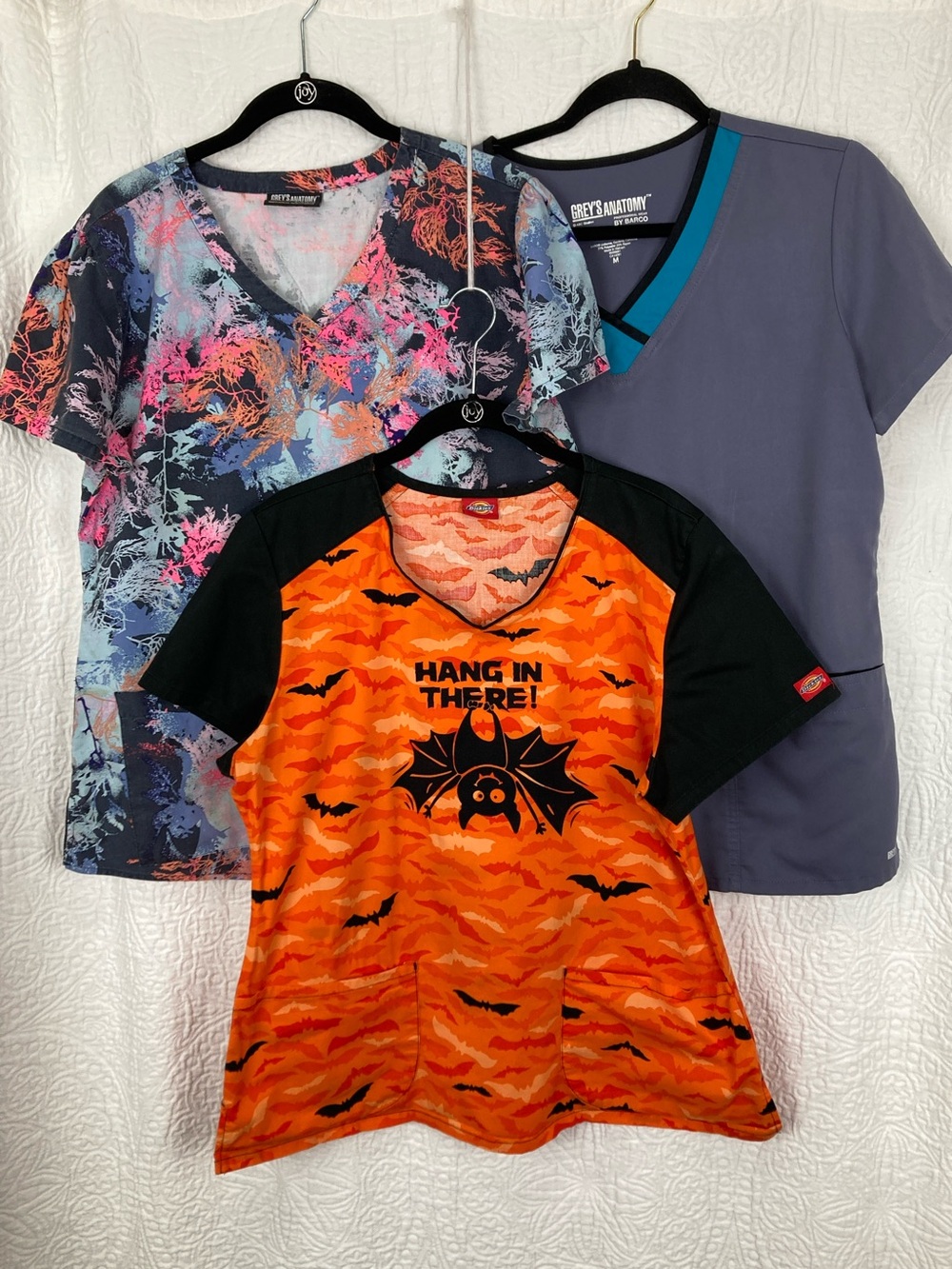 Dickies & Grey’s Anatomy 3-Pack Variety Scrub Tops sz Medium & Large